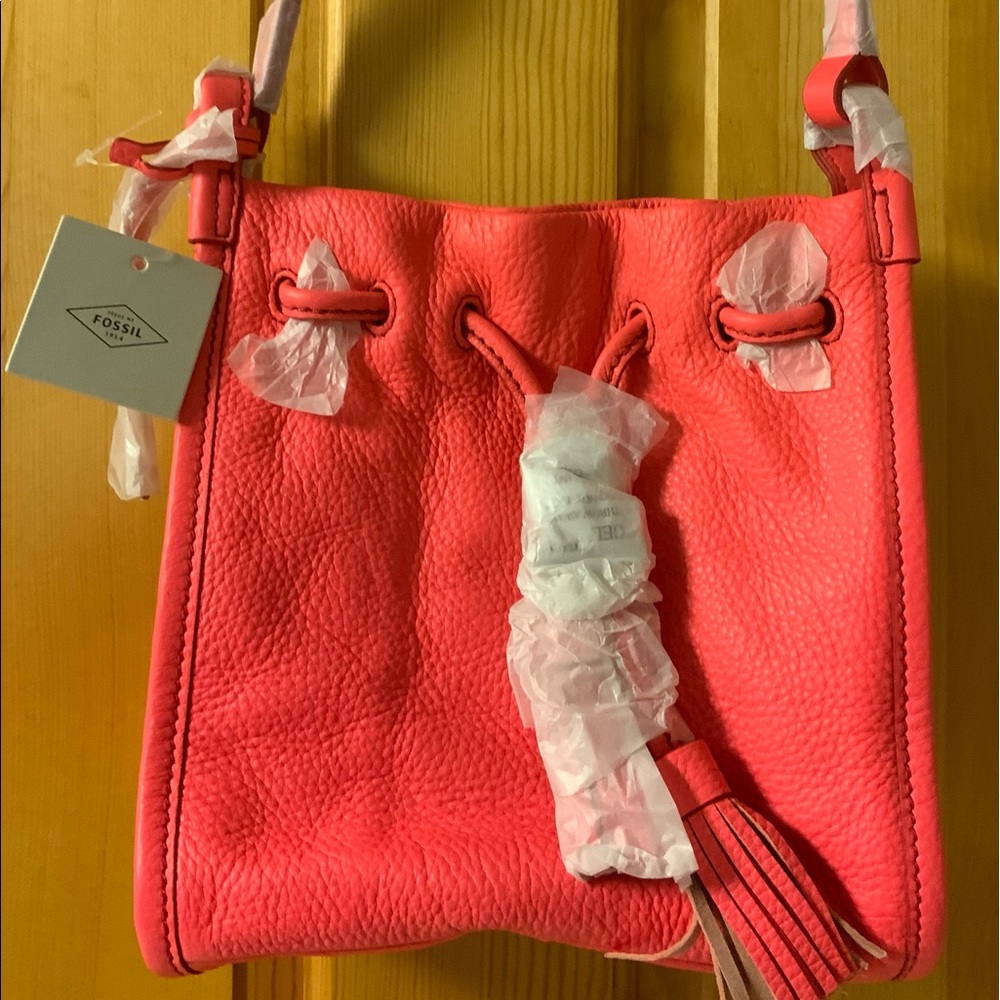 FOSSIL, LEATHER, CROSSBODY, NWT